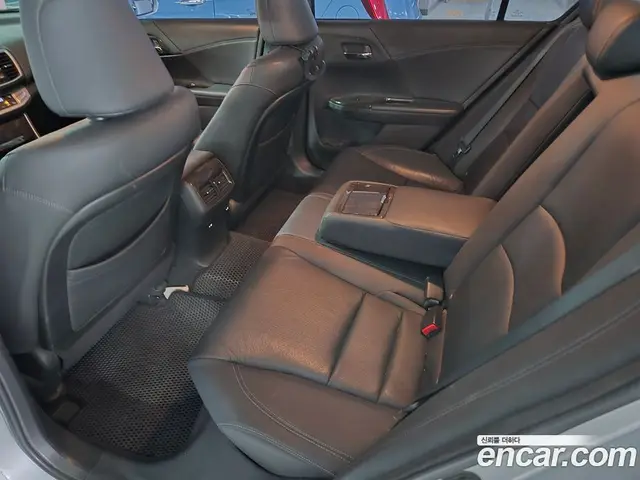 Honda Accord 2013 2.4 автомат (гидро), миниатюра 9 Honda Accord 2013 2.4 автомат (гидро), миниатюра 9