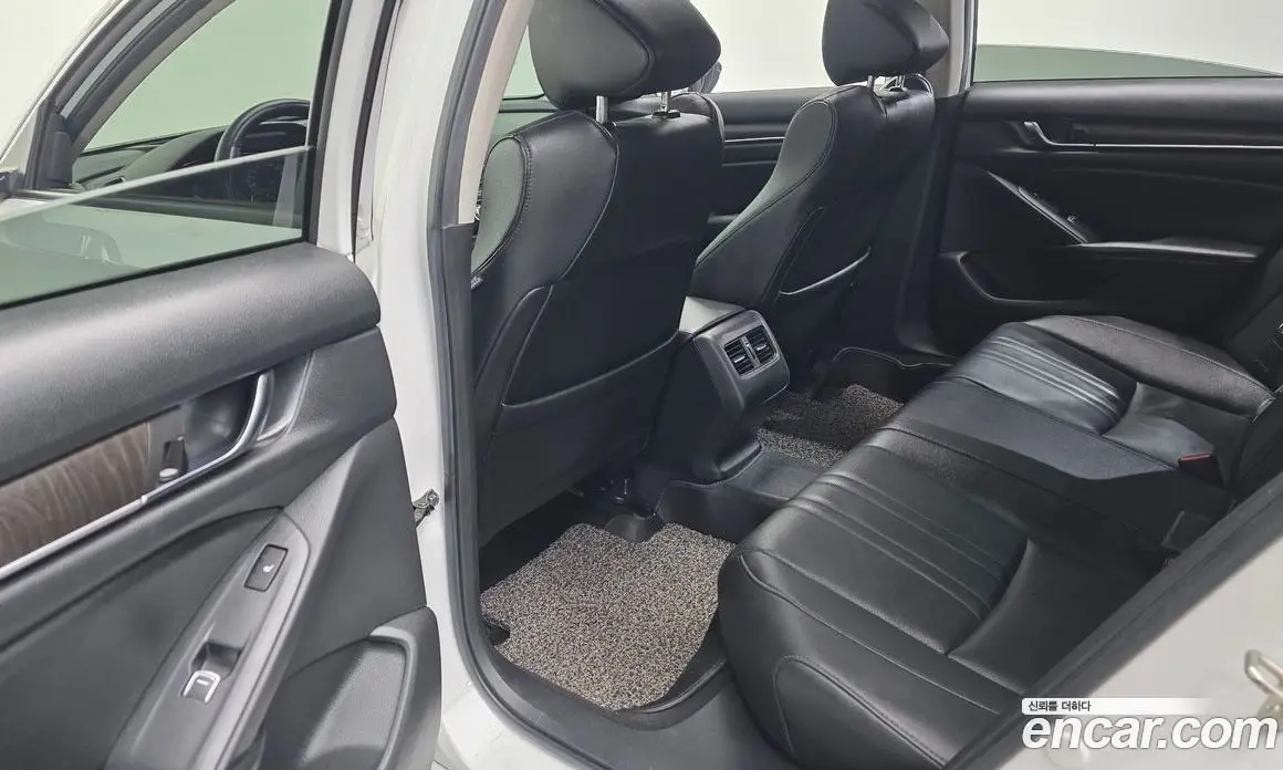 Honda Accord 2019 2.0 автомат (гидро), фото 29 Honda Accord 2019 2.0 автомат (гидро), фото 29