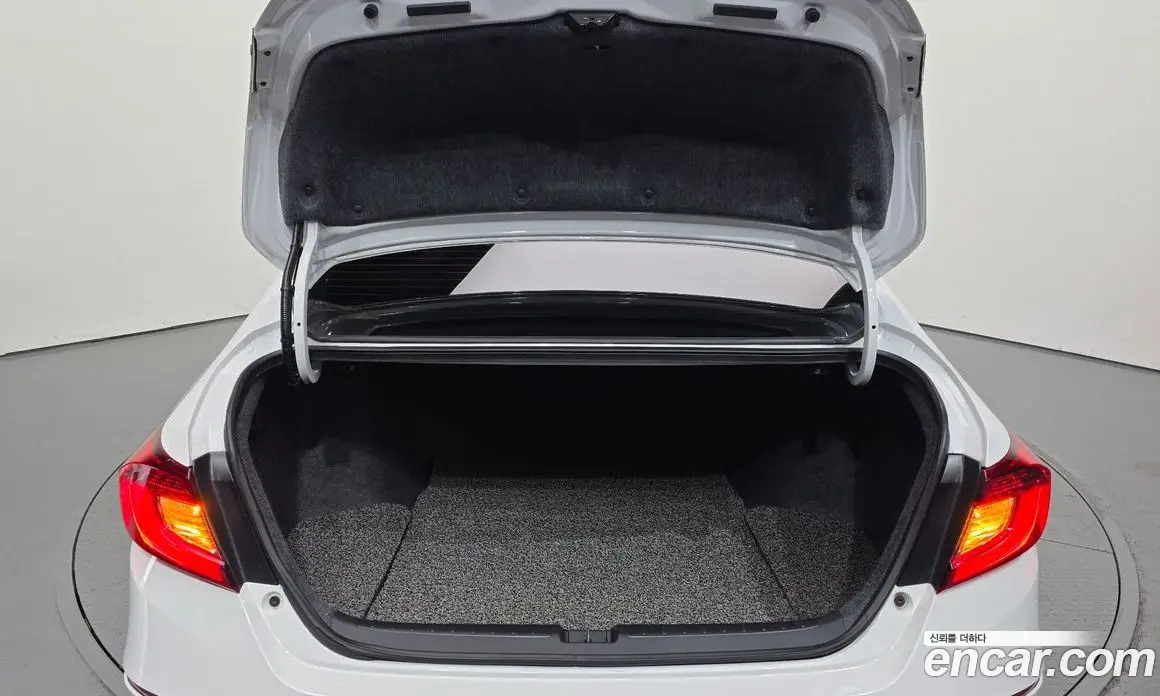 Honda Accord 2019 2.0 автомат (гидро), фото 33 Honda Accord 2019 2.0 автомат (гидро), фото 33