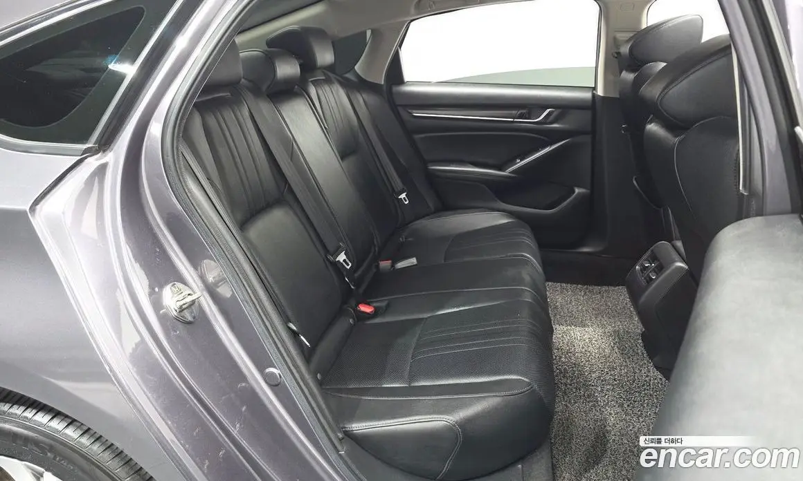 Honda Accord 2019 1.5 автомат (гидро), фото 17