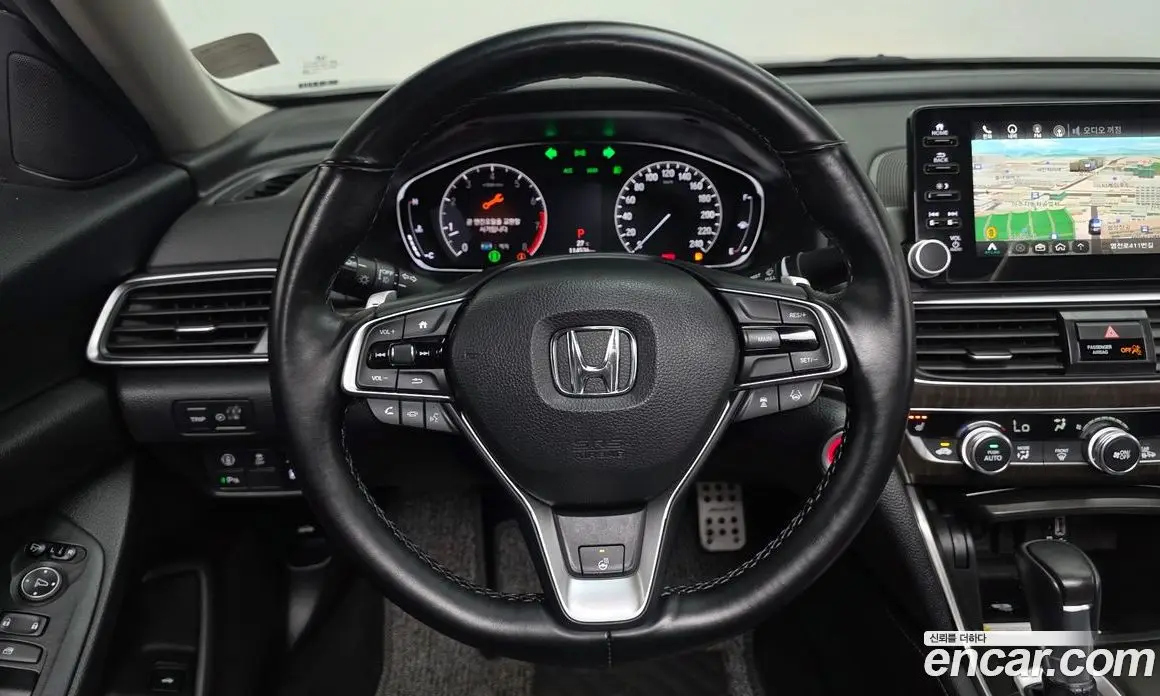 Honda Accord 2019 1.5 автомат (гидро), фото 18