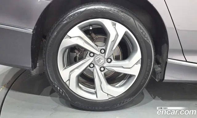 Honda Accord 2019 1.5 автомат (гидро), миниатюра 5
