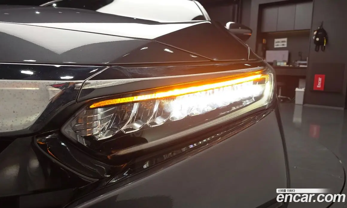 Honda Accord 2019 1.5 автомат (гидро), фото 8