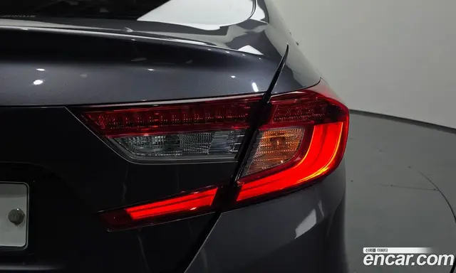 Honda Accord 2019 1.5 автомат (гидро), миниатюра 9