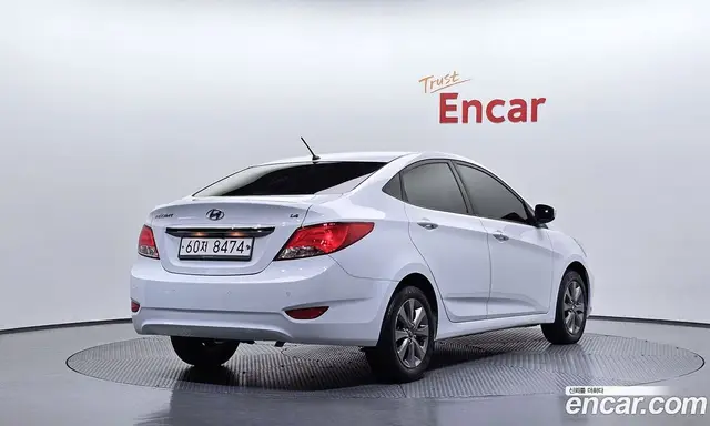Hyundai Accent 2018 1.4 автомат (гидро), миниатюра 2