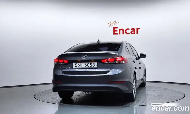 Hyundai Avante 2017 1.6 автомат (гидро), миниатюра 4 Hyundai Avante 2017 1.6 автомат (гидро), миниатюра 4