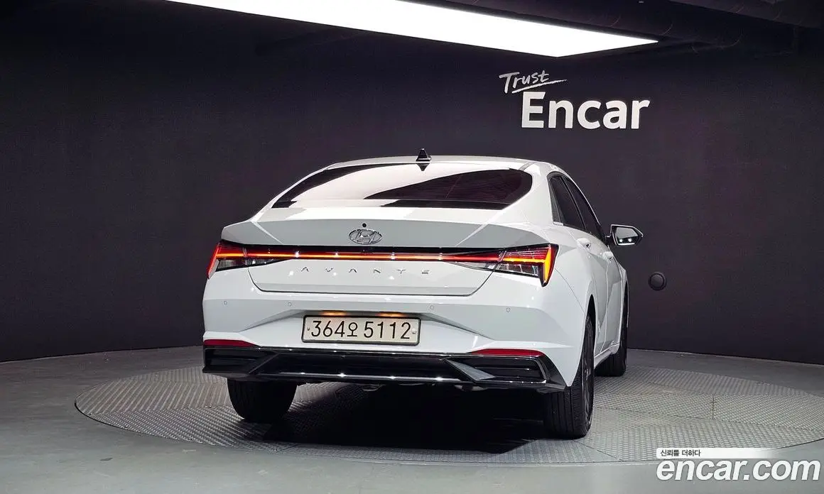 Hyundai Avante 2021 1.6 автомат (гидро), фото 4
