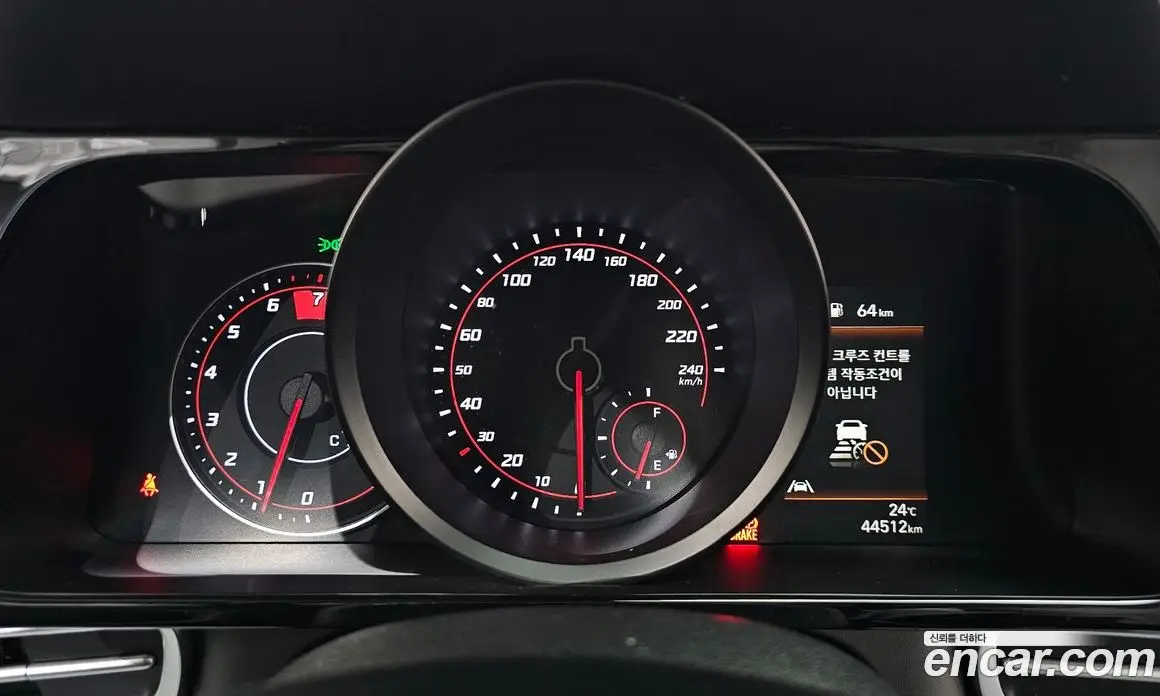 Hyundai Avante 2021 1.6 автомат (гидро), фото 11