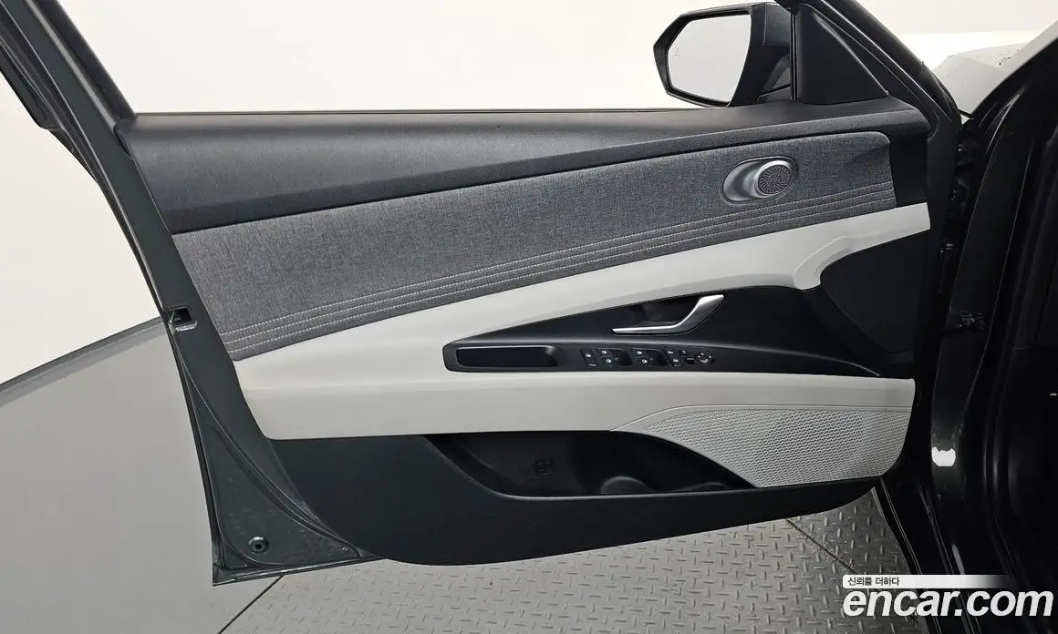Hyundai Avante 2021 1.6 автомат (гидро), фото 14