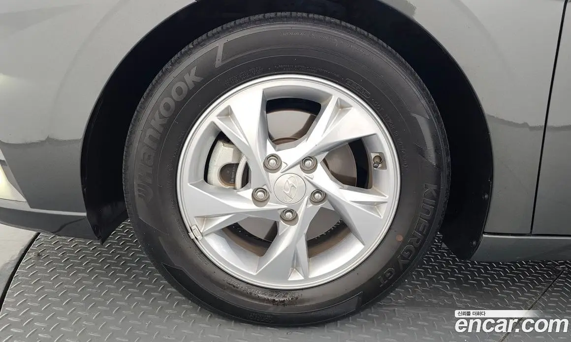 Hyundai Avante 2021 1.6 автомат (гидро), фото 5