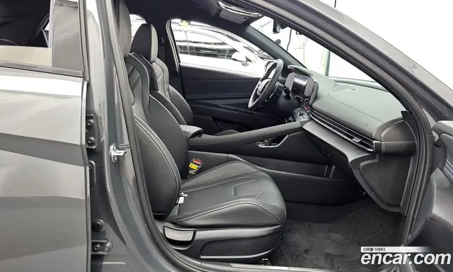 Hyundai Avante 2024 2.0 автомат (гидро), миниатюра 11