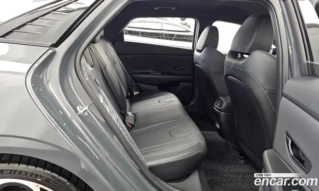 Hyundai Avante 2024 2.0 автомат (гидро), миниатюра 12