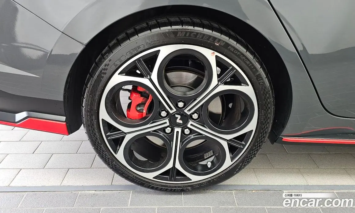 Hyundai Avante 2024 2.0 автомат (гидро), фото 5