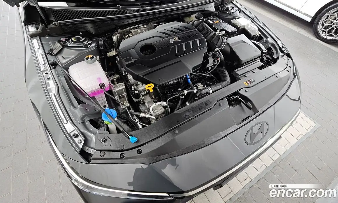 Hyundai Avante 2024 2.0 автомат (гидро), фото 6