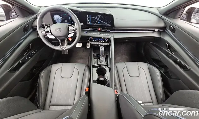 Hyundai Avante 2024 2.0 автомат (гидро), миниатюра 7