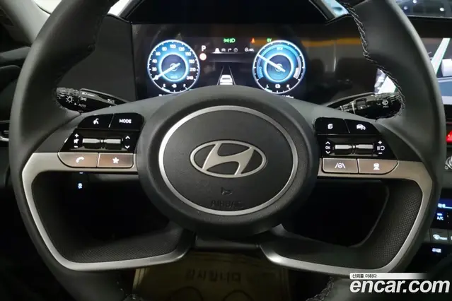 Hyundai Avante 2025 1.6 автомат (гидро), миниатюра 11