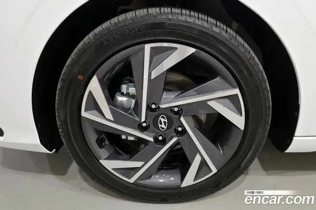 Hyundai Avante 2025 1.6 автомат (гидро), миниатюра 5