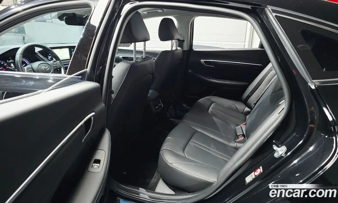 Hyundai Sonata 2022 2.0 автомат (гидро), фото 17 Hyundai Sonata 2022 2.0 автомат (гидро), фото 17