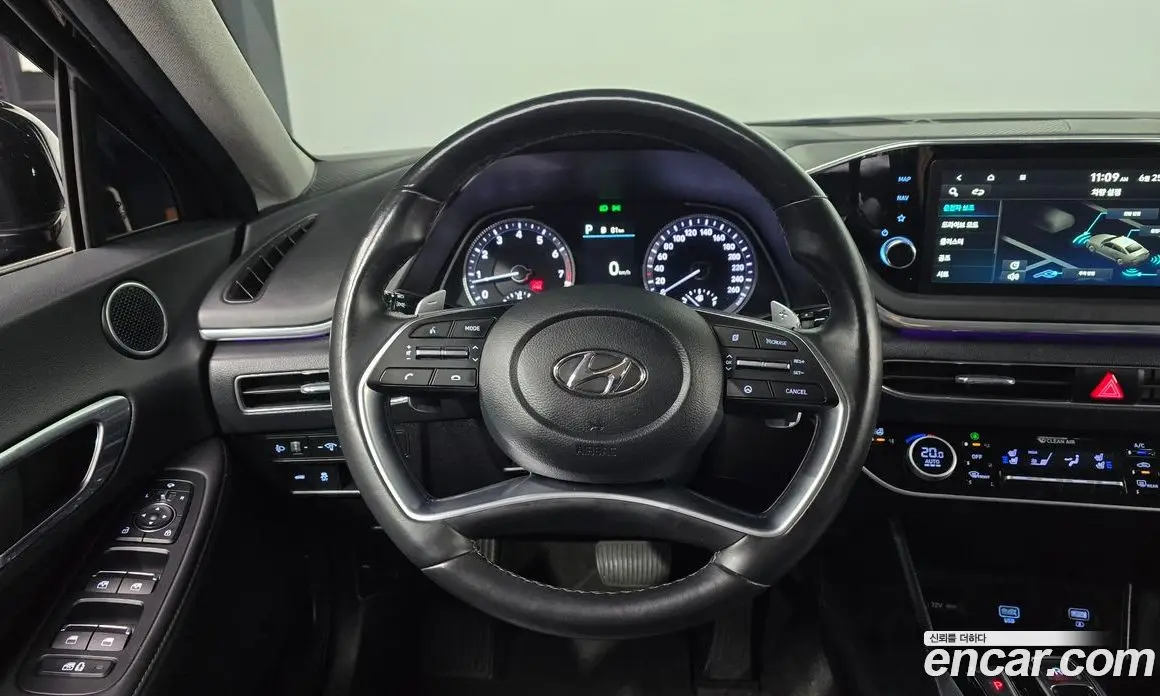 Hyundai Sonata 2022 2.0 автомат (гидро), фото 13