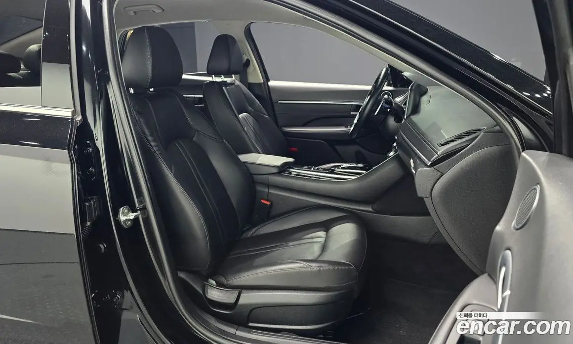 Hyundai Sonata 2022 2.0 автомат (гидро), фото 10