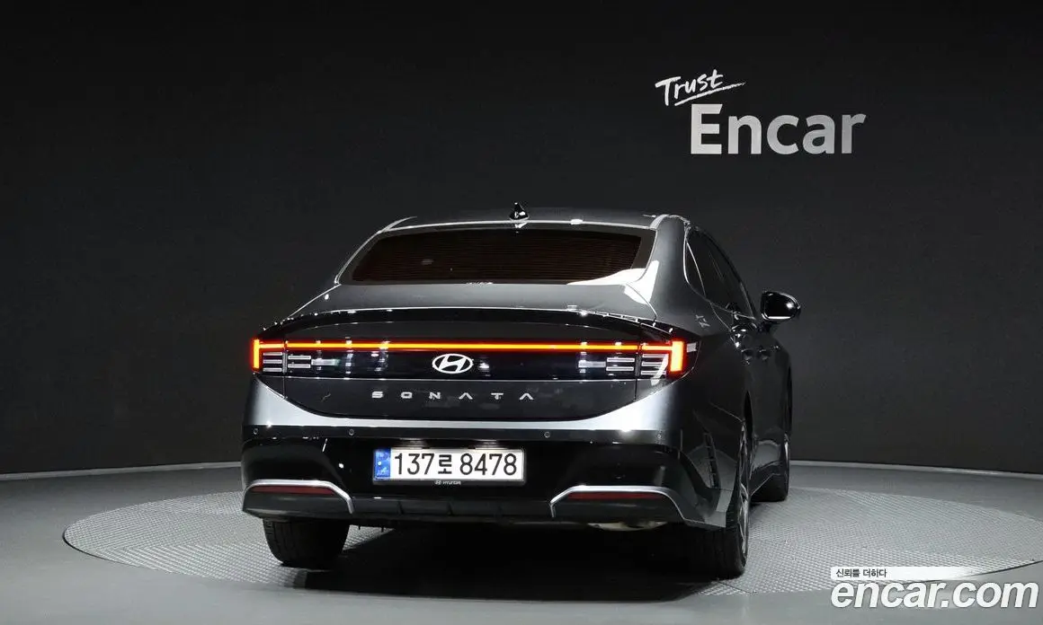 Hyundai Sonata 2024 1.6 автомат (гидро), фото 4