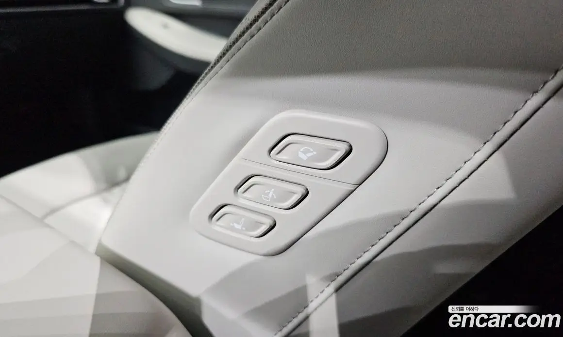 Hyundai Sonata 2024 1.6 автомат (гидро), фото 32