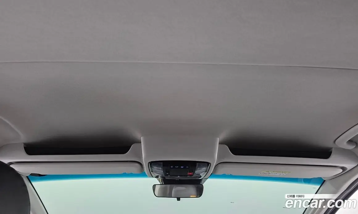 Hyundai Staria 2023 2.2 автомат (гидро), фото 27