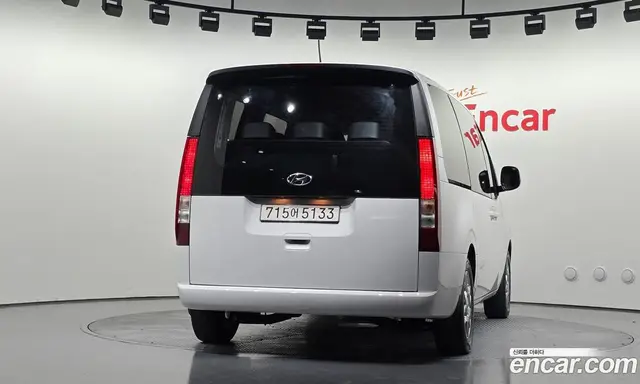 Hyundai Staria 2023 2.2 автомат (гидро), миниатюра 4