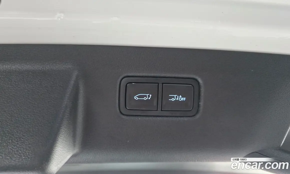 Hyundai Staria 2023 2.2 автомат (гидро), фото 31