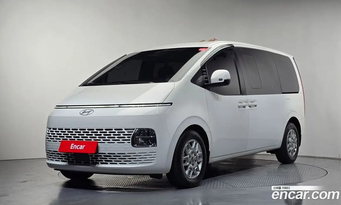 Hyundai Staria 2025 3.5 автомат (гидро), фото 1 Hyundai Staria 2025 3.5 автомат (гидро), фото 1