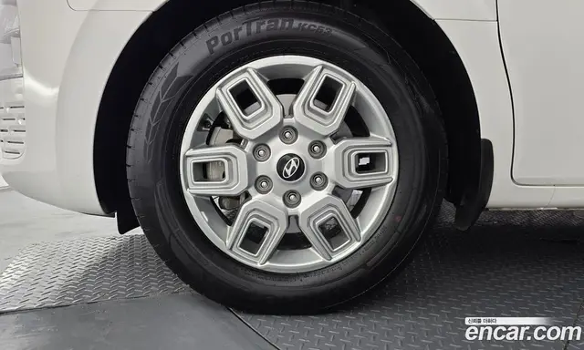 Hyundai Staria 2025 3.5 автомат (гидро), миниатюра 5 Hyundai Staria 2025 3.5 автомат (гидро), миниатюра 5
