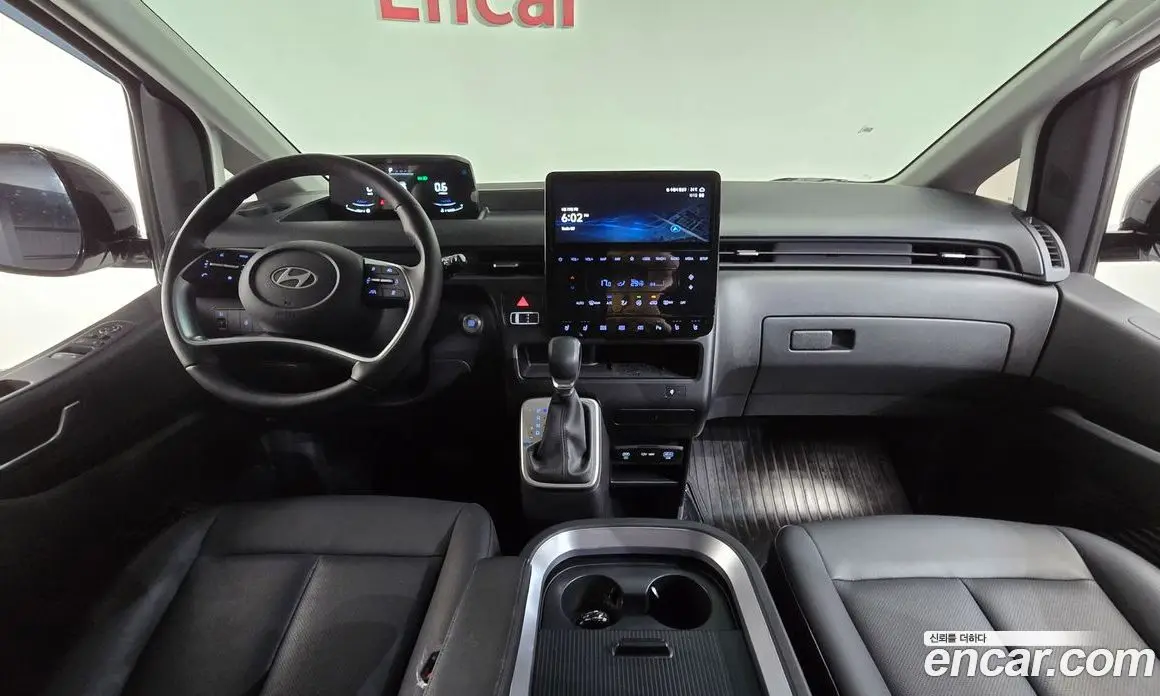 Hyundai Staria 2025 3.5 автомат (гидро), фото 7 Hyundai Staria 2025 3.5 автомат (гидро), фото 7