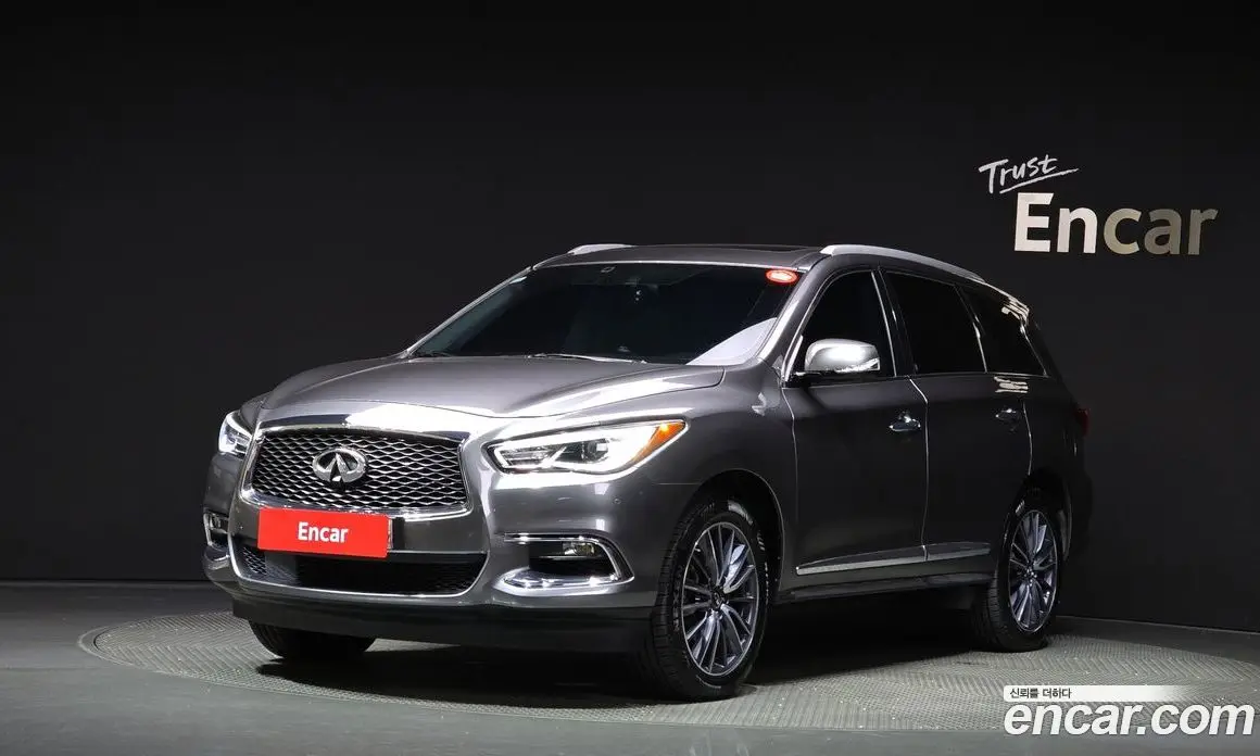 Infiniti QX60 2017 3.5 автомат (гидро), фото 1 Infiniti QX60 2017 3.5 автомат (гидро), фото 1