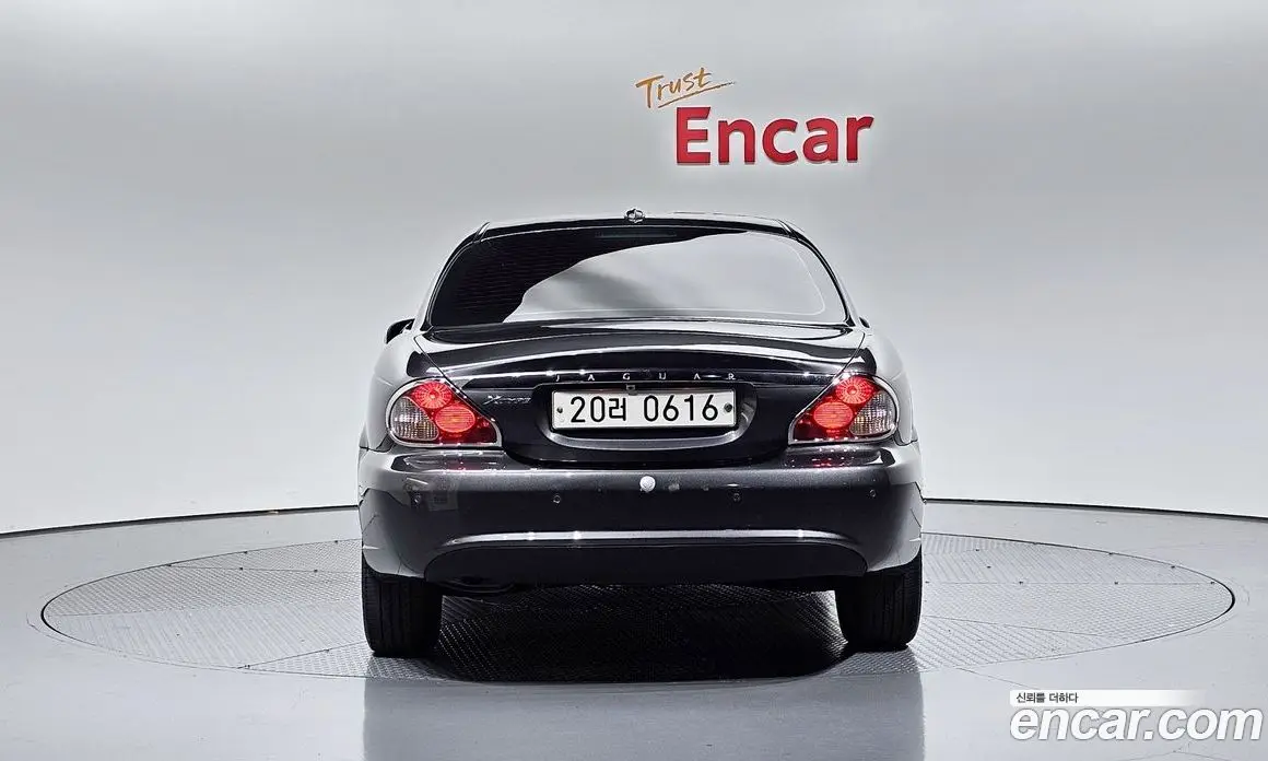 Jaguar X-TYPE 2008 2.2 автомат (гидро), фото 4 Jaguar X-TYPE 2008 2.2 автомат (гидро), фото 4
