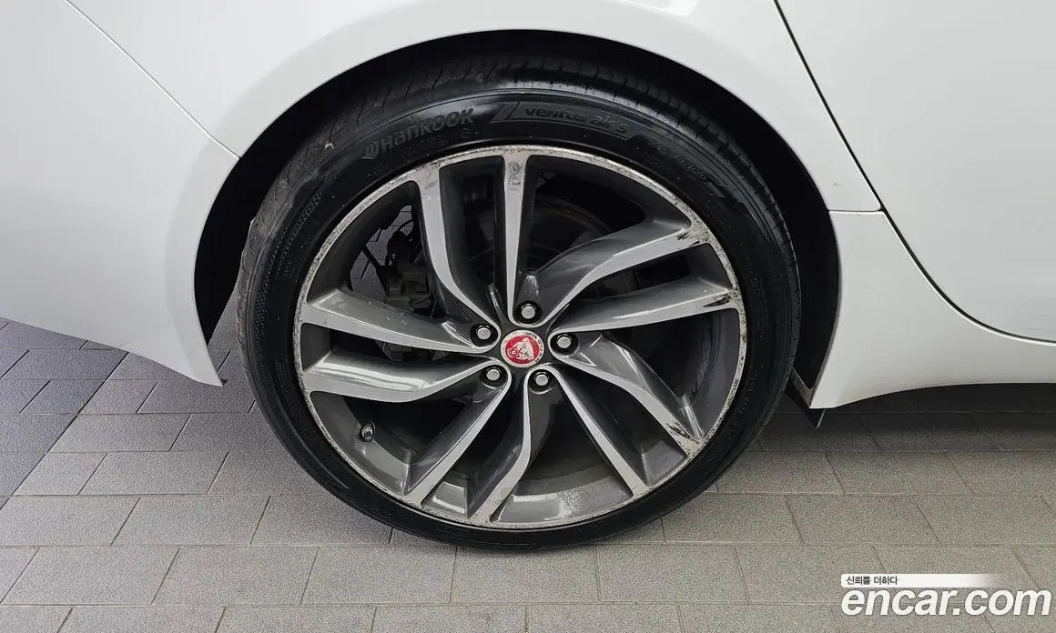 Jaguar XF 2017 3.0 автомат (гидро), фото 5 Jaguar XF 2017 3.0 автомат (гидро), фото 5