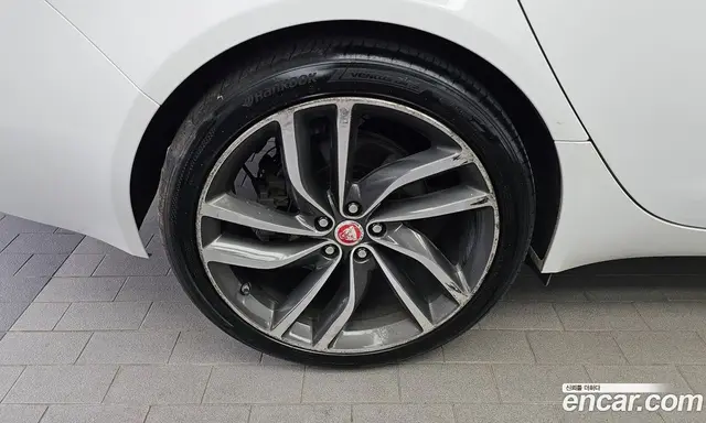Jaguar XF 2017 3.0 автомат (гидро), миниатюра 5 Jaguar XF 2017 3.0 автомат (гидро), миниатюра 5