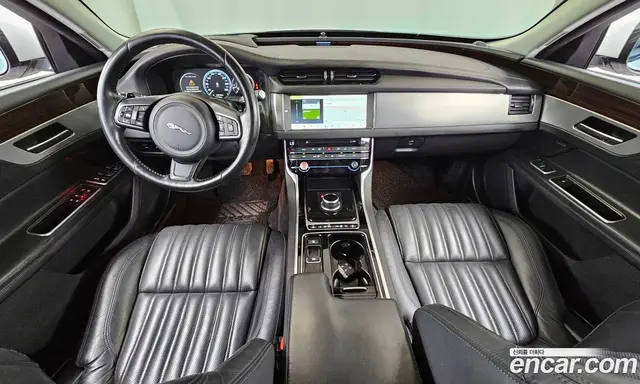Jaguar XF 2017 3.0 автомат (гидро), миниатюра 7 Jaguar XF 2017 3.0 автомат (гидро), миниатюра 7