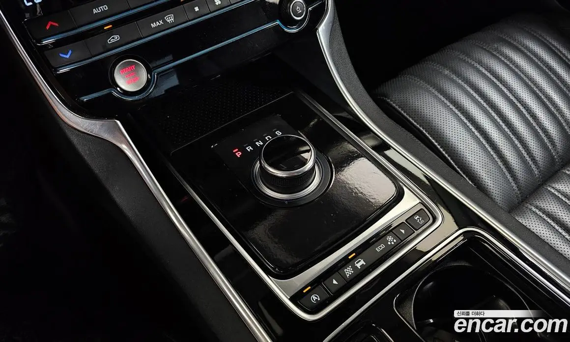Jaguar XF 2017 3.0 автомат (гидро), фото 9 Jaguar XF 2017 3.0 автомат (гидро), фото 9