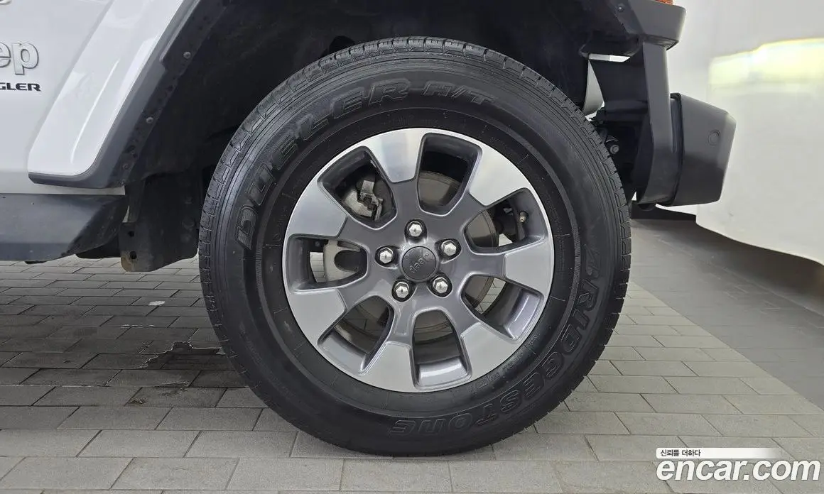 Jeep Wrangler 2023 2.0 автомат (гидро), фото 7 Jeep Wrangler 2023 2.0 автомат (гидро), фото 7