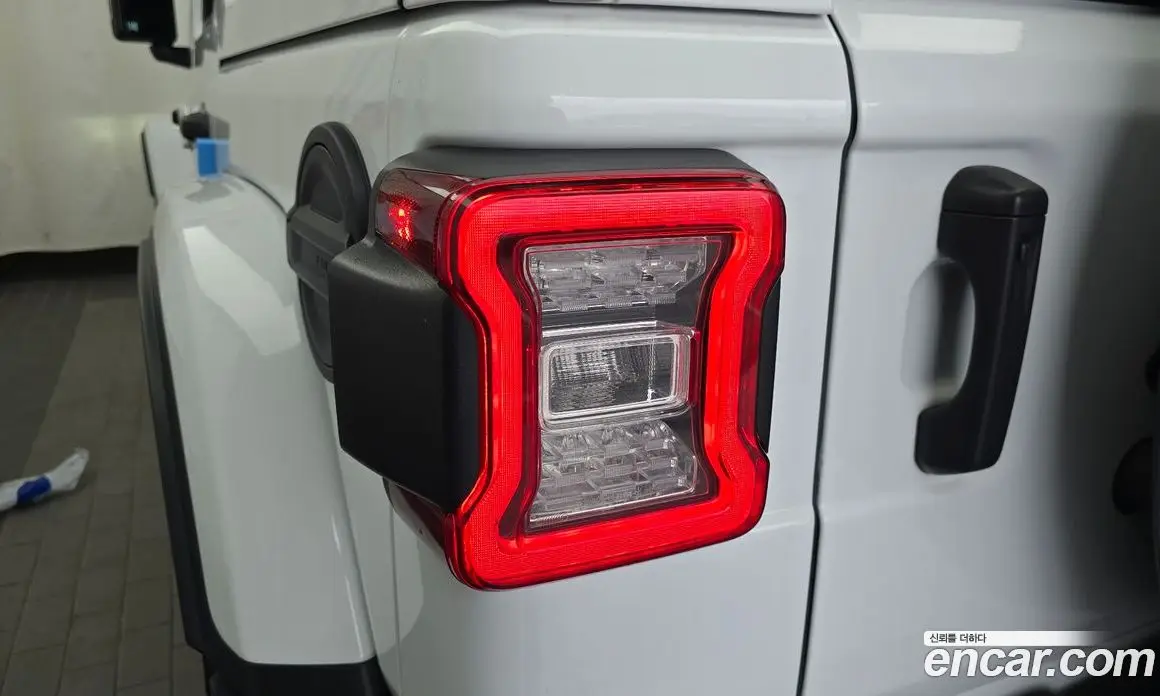 Jeep Wrangler 2023 2.0 автомат (гидро), фото 9 Jeep Wrangler 2023 2.0 автомат (гидро), фото 9