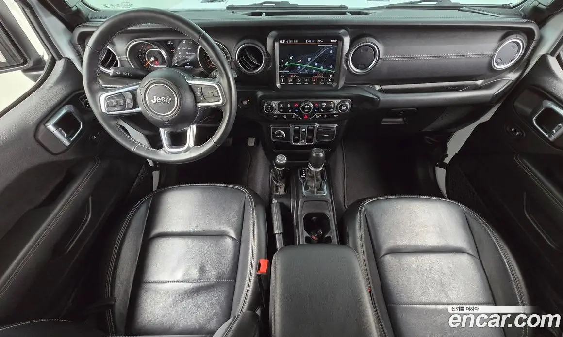 Jeep Wrangler 2023 2.0 автомат (гидро), фото 10 Jeep Wrangler 2023 2.0 автомат (гидро), фото 10