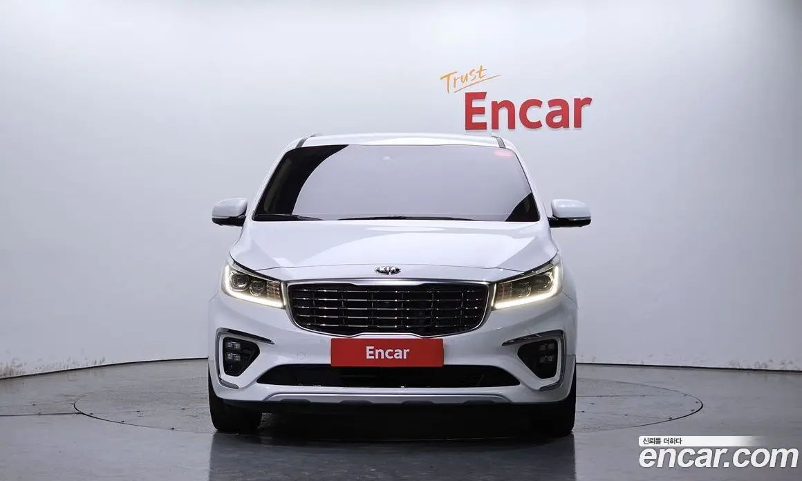 Kia Carnival 2018 2.2 автомат (гидро), фото 3
