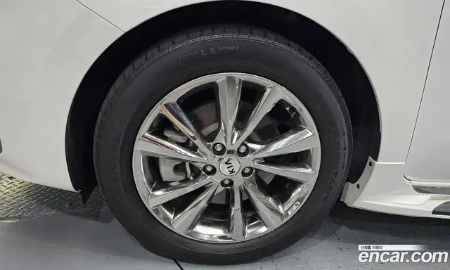Kia Carnival 2018 2.2 автомат (гидро), миниатюра 5