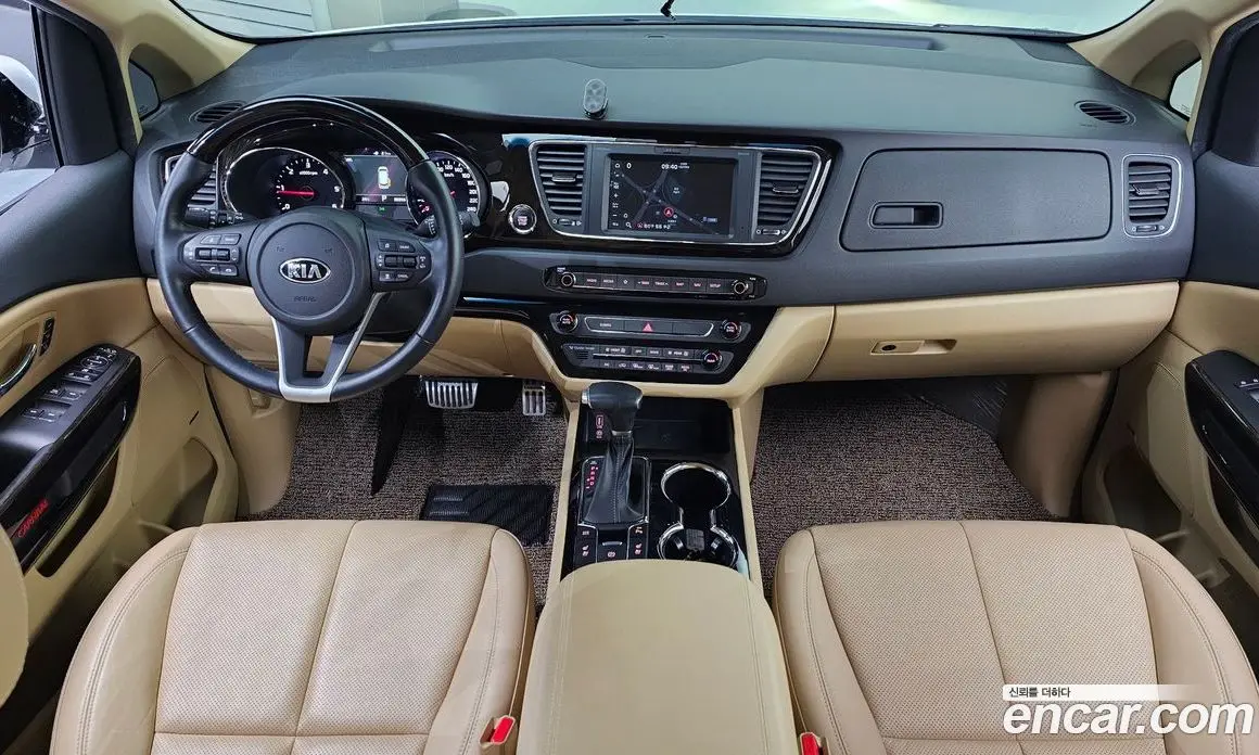 Kia Carnival 2018 2.2 автомат (гидро), фото 7