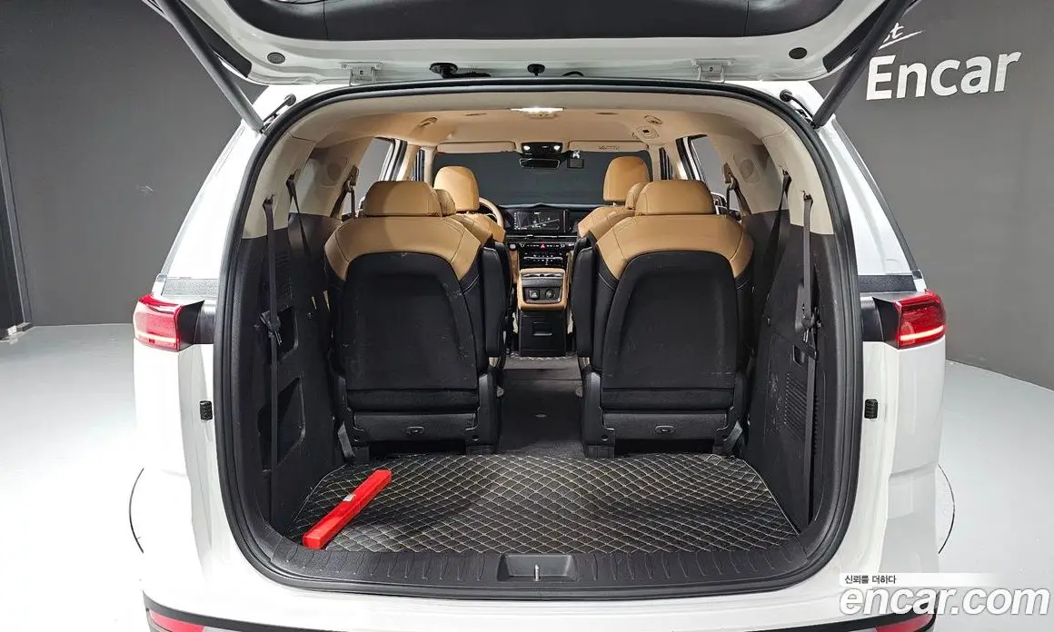 Kia Carnival 2021 2.2 автомат (гидро), фото 20