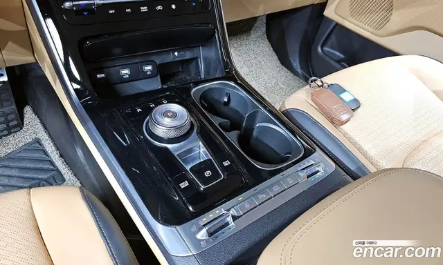 Kia Carnival 2021 2.2 автомат (гидро), миниатюра 9