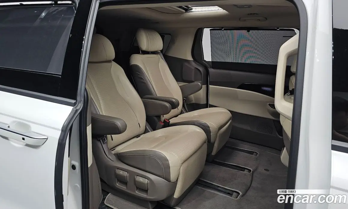 Kia Carnival 2021 3.5 автомат (гидро), фото 16 Kia Carnival 2021 3.5 автомат (гидро), фото 16