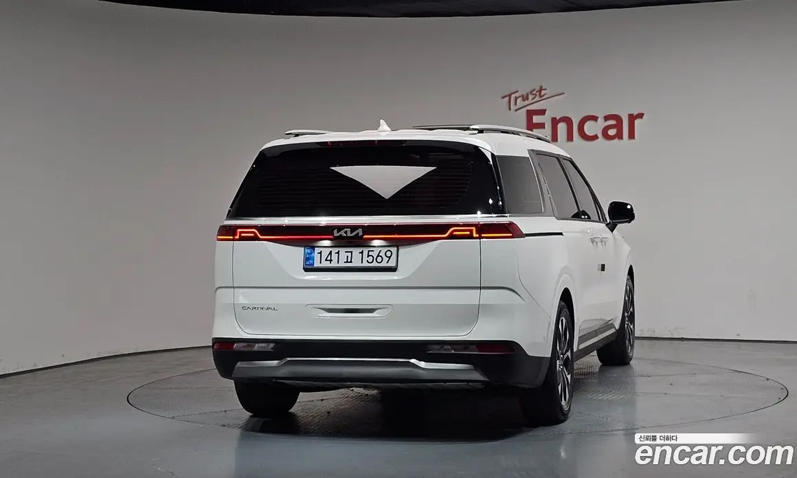 Kia Carnival 2021 3.5 автомат (гидро), фото 3 Kia Carnival 2021 3.5 автомат (гидро), фото 3