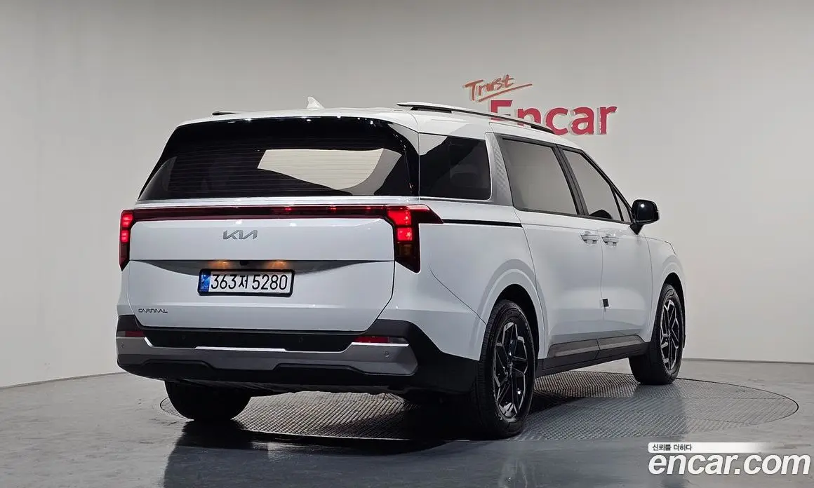 Kia Carnival 2024 3.5 автомат (гидро), фото 2 Kia Carnival 2024 3.5 автомат (гидро), фото 2