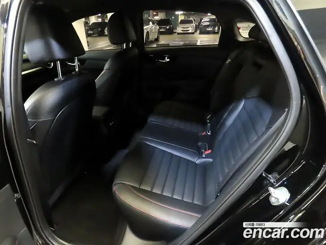 Kia K3 2024 1.6 автомат (гидро), миниатюра 7